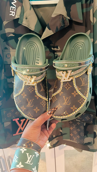 RESESPEEZES DIVA OLIVE ARMY GREEN CROCS